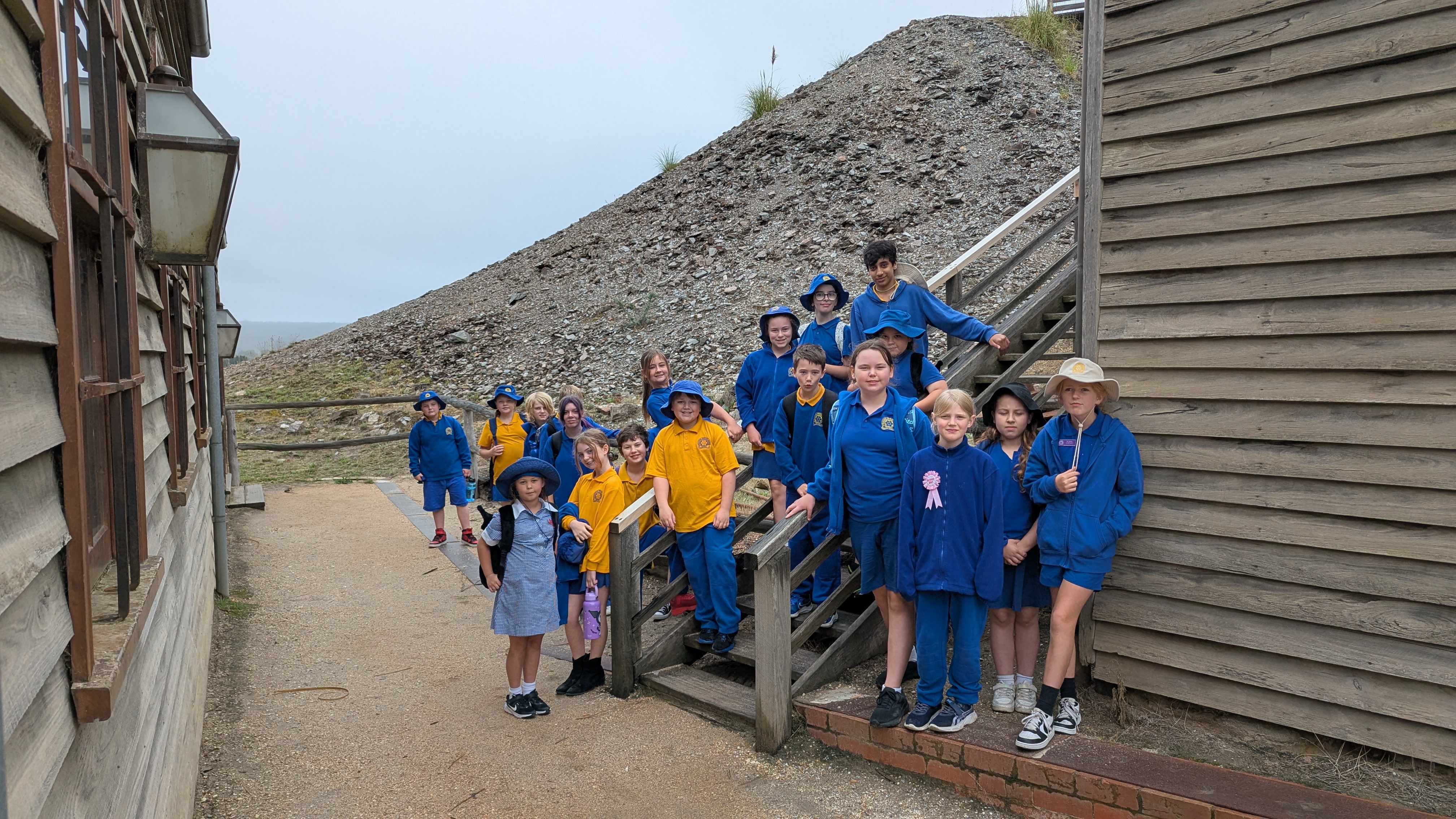 /uploaded_files/media/gallery/1775532699The whole crew at the mullock heap.jpg